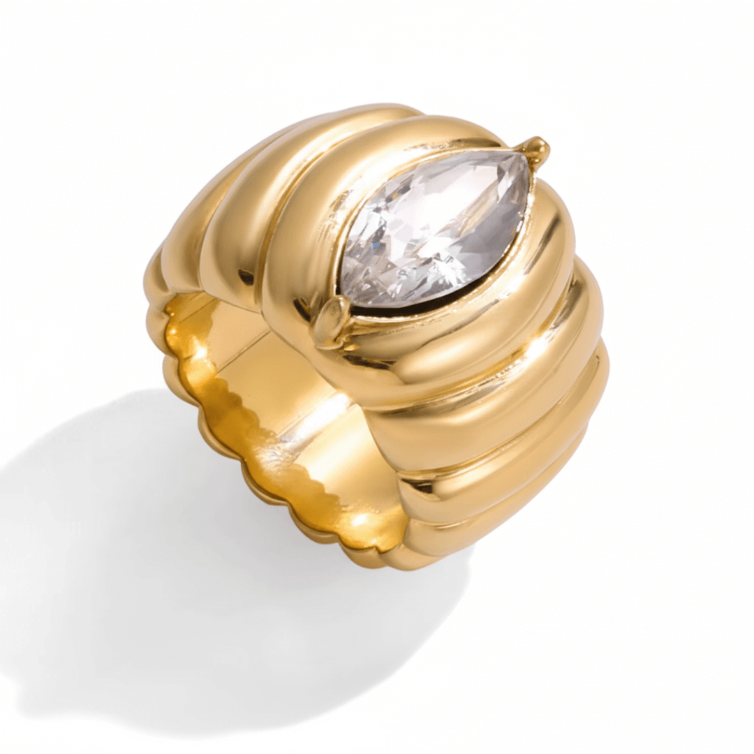 Anillo de Piedra Ojo Navette con Textura de Hilo