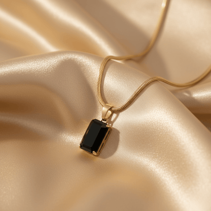 Deep Tide Onyx Pendant Necklace