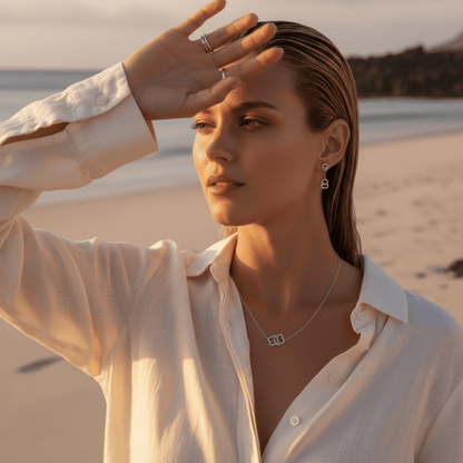 Elegant Adjustable Silver-Colored Necklace with Clover Design - Hypoallergenic Stainless Steel