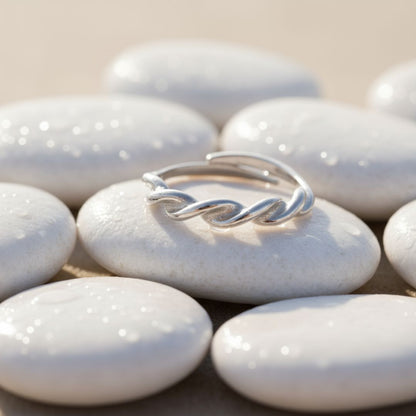 Elegant Adjustable Silver Twist Ring - Durable Stainless Steel with Braided Design