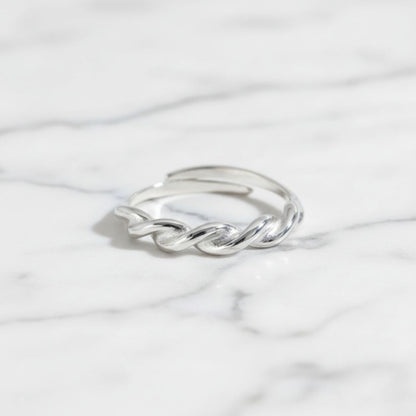 Elegant Adjustable Silver Twist Ring - Durable Stainless Steel with Braided Design