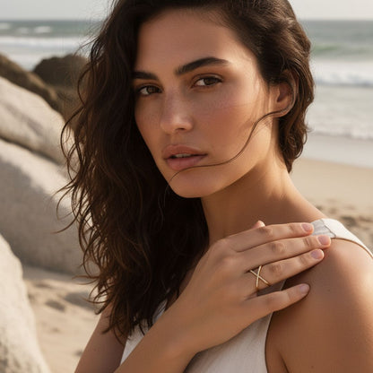 Elegant Gold-Colored X-Shaped Ring with Sparkling Crystals - Adjustable Stainless Steel