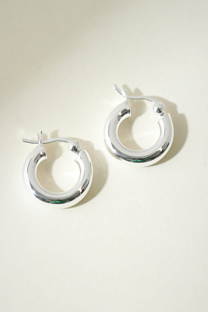 Elegant Gold Filled Small Hoop Earrings for Women - Lightweight & Durable