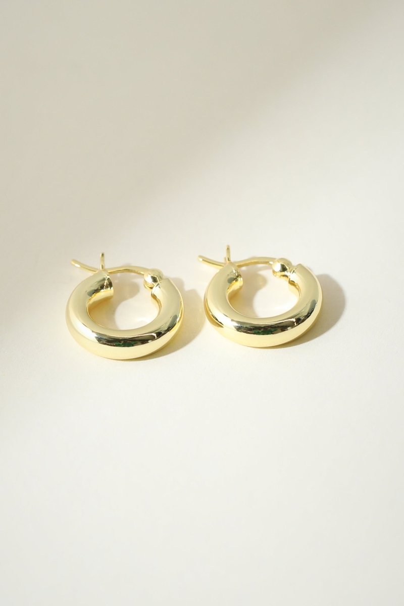 Elegant Gold Filled Small Hoop Earrings for Women - Lightweight & Durable