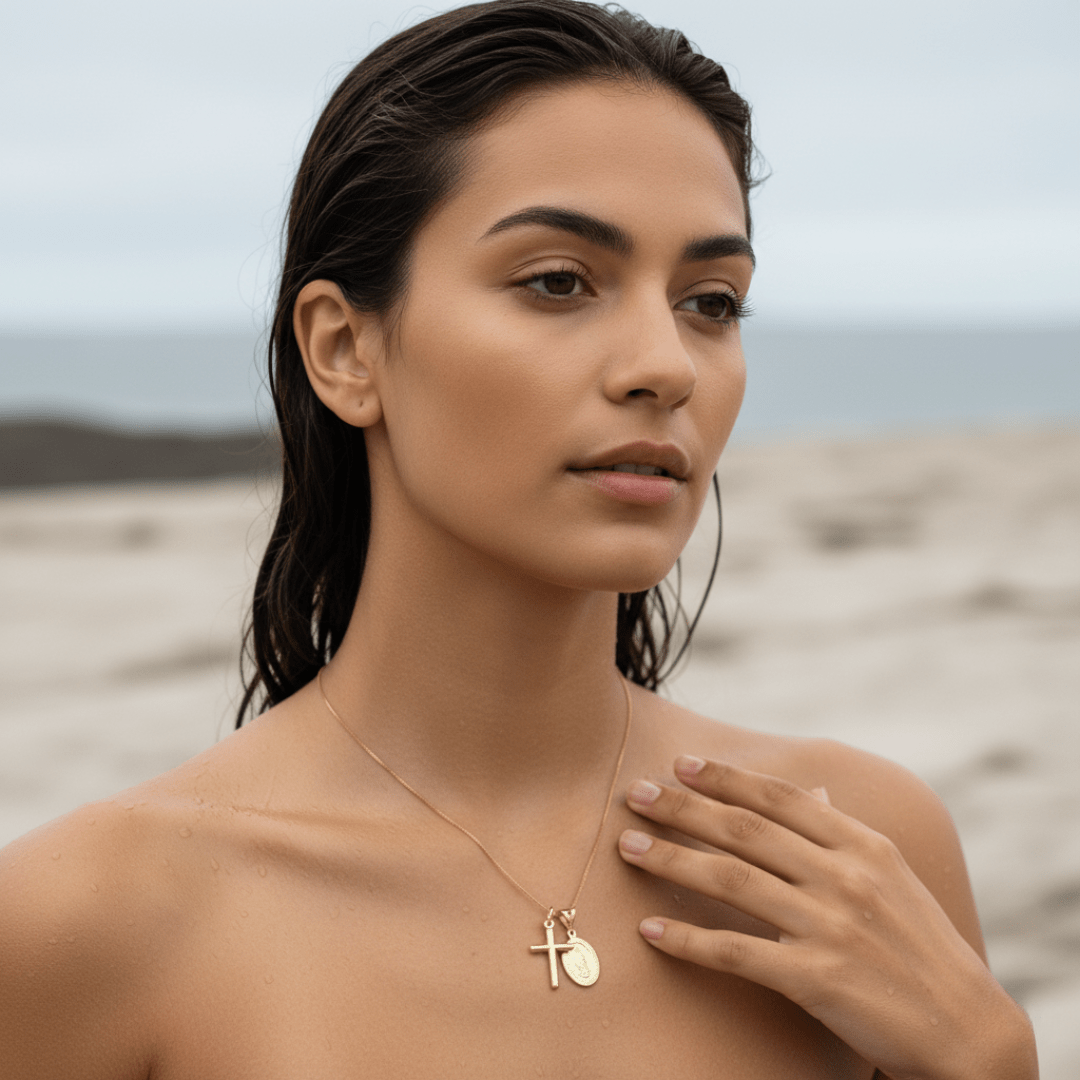 Saint's Light Pendant Gold Silver Necklace