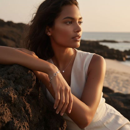 Elegant Stainless Steel Adjustable Big Clovers Bracelet for Versatile Styling