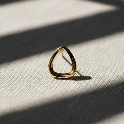 Elegant Triangle Gold Earrings for a Chic Look