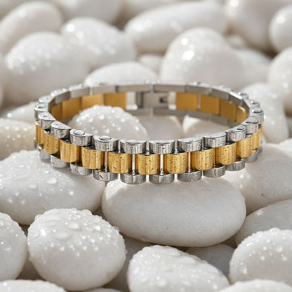 Nora - Gold Bracelet with Wide Link Design for Fashion-Forward Style