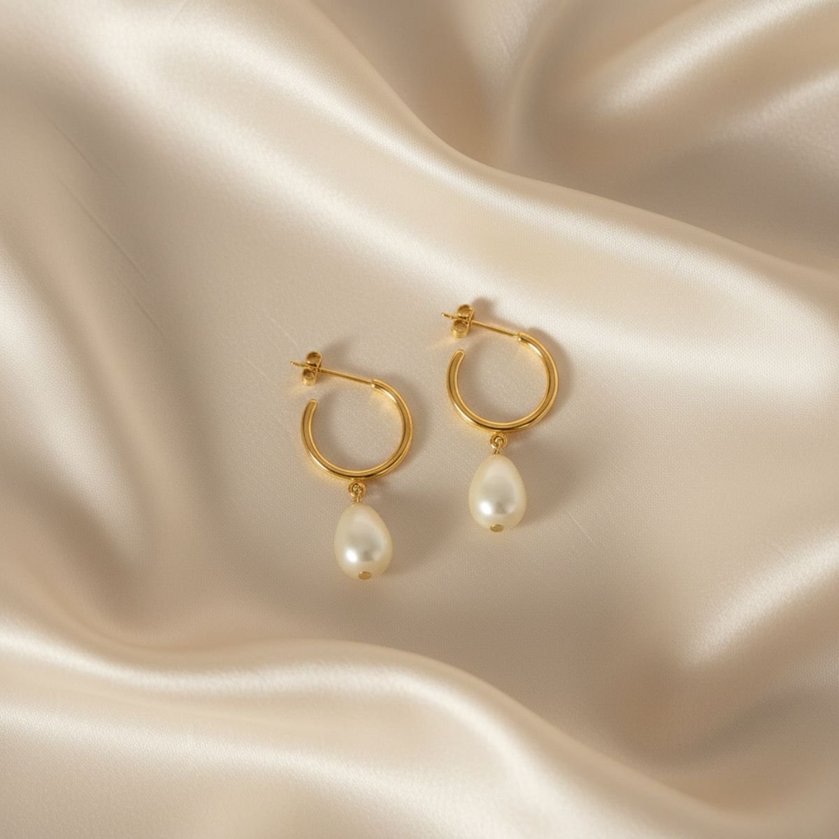 Sea Drop Pearl Earrings