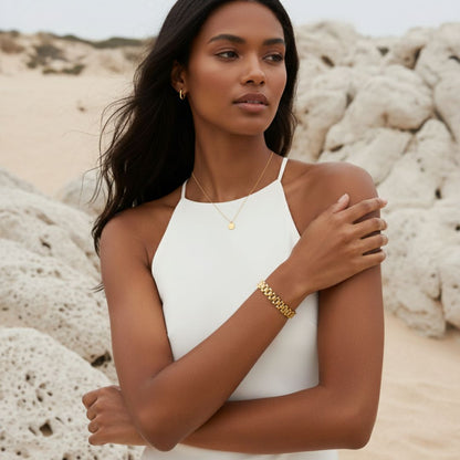 Trendy Gold Wide Link Bracelet - Stylish Statement Accessory for Fashion Enthusiasts